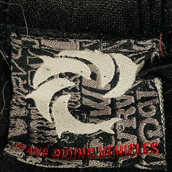 SLEEK, BLACK ATHLETIC PANTS W/ POCKETS! SO COMFY! - Picture 2 of 3